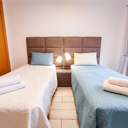 Luxury Corcovada By Becherish